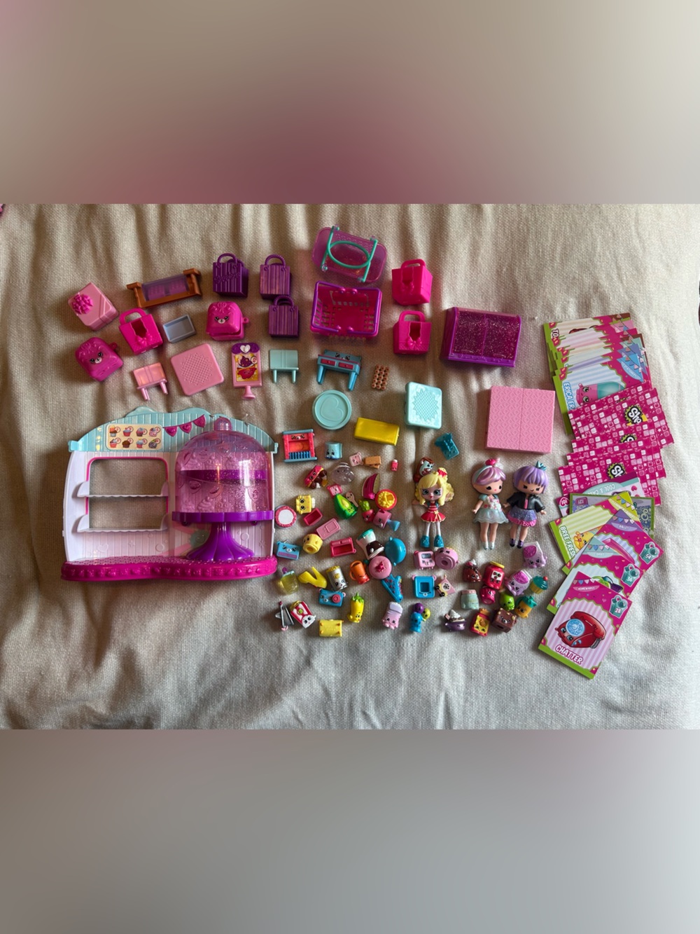 Large lot of Shopkins toys